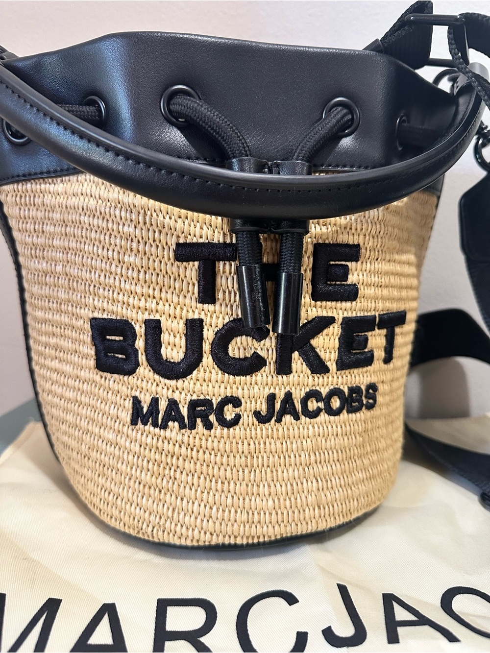 Marc Jacobs The Woven Bucket Bag - Picture 2 of 12